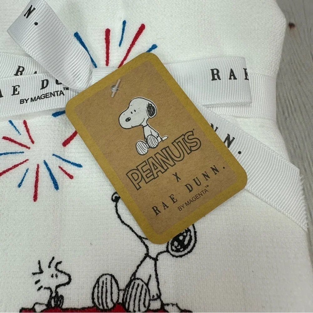 NWT Rae Dunn White & Peanuts collaboration kitchen Towel the sparkle is in you